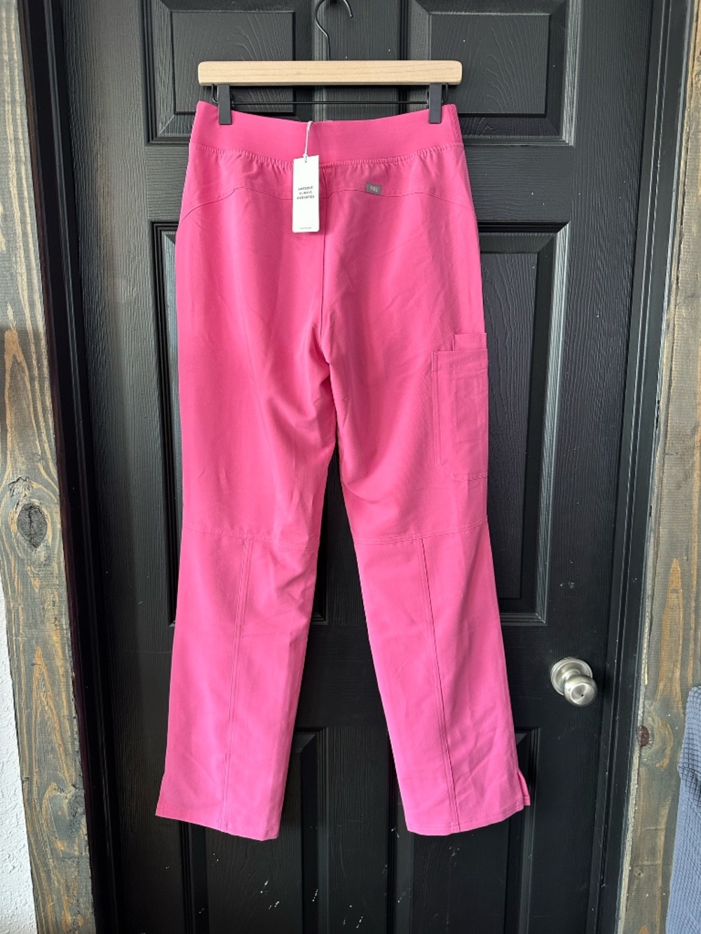 FIGS Kade Cargo Scrub Pants Small Tall F*Ing Pink NWT - Picture 3 of 3